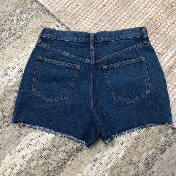 Victoria’s Secret Pink Medium Wash High Rise Cut Off Denim Shorts - Picture 3 of 5